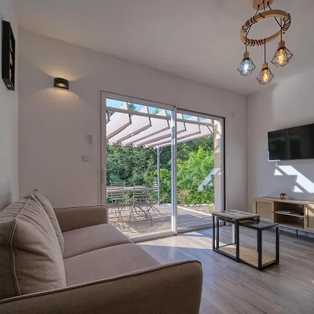 Holiday home Le Chaudron 1 A 7pers Avec Piscine